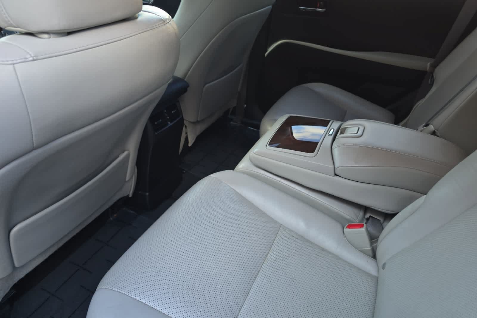 Used 2012 Lexus RX 450h FWD w/ Premium Pkg image 4