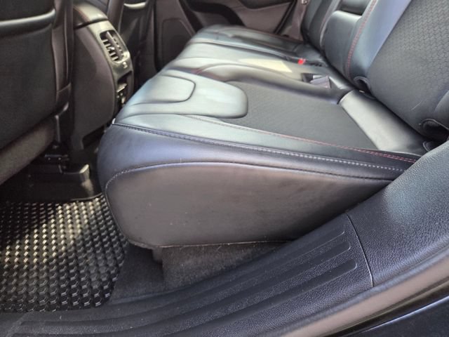 Used 2020 Jeep Cherokee Trailhawk w/ Cold Weather Group AWD/4WD image 39