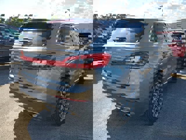 Used 2016 Lincoln MKX Reserve w/ Driver Assistance Package image 8