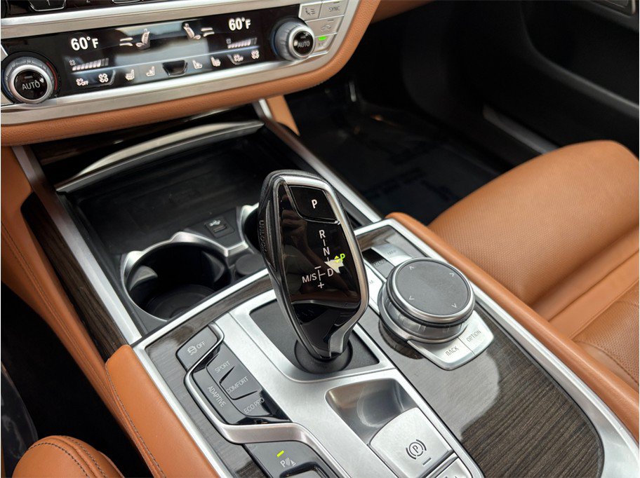 Used 2021 BMW 740i xDrive w/ Premium Package AWD/4WD image 39
