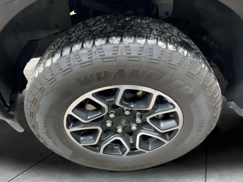 Used 2022 Ford F150 XLT w/ Equipment Group 302A High image 9
