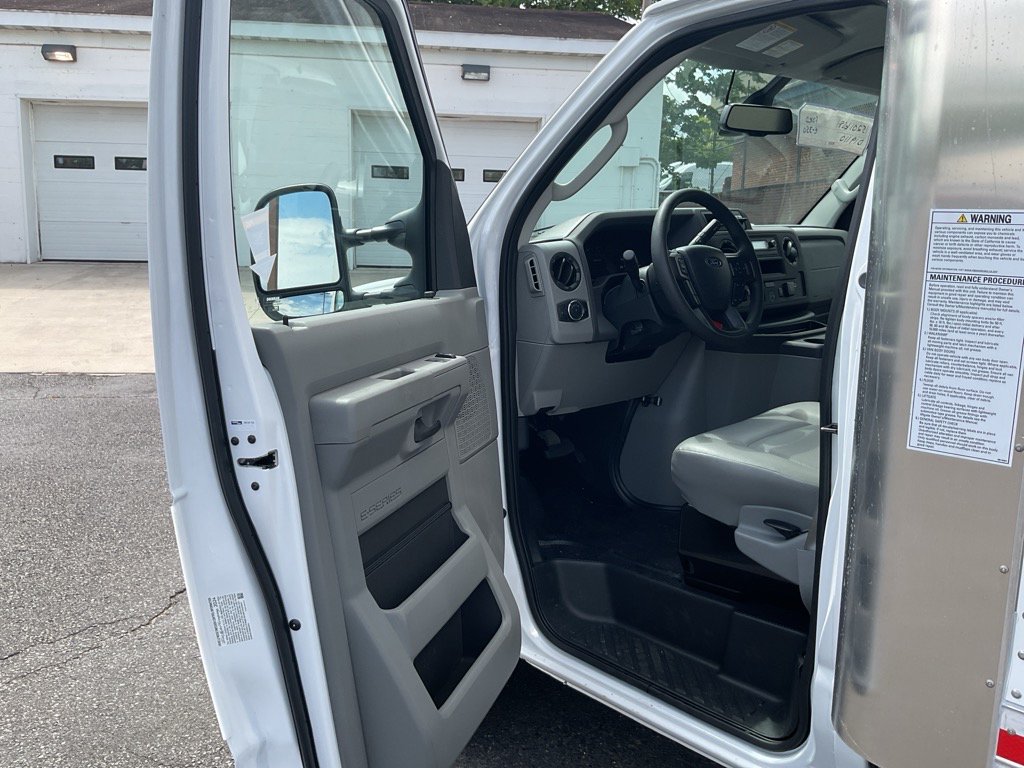 New 2025 Ford E-350 and Econoline 350 Super Duty w/ Driver's Safety Package RWD image 17