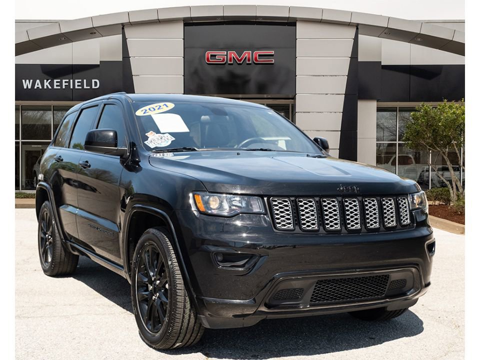 Used 2021 Jeep Grand Cherokee Laredo X image 1