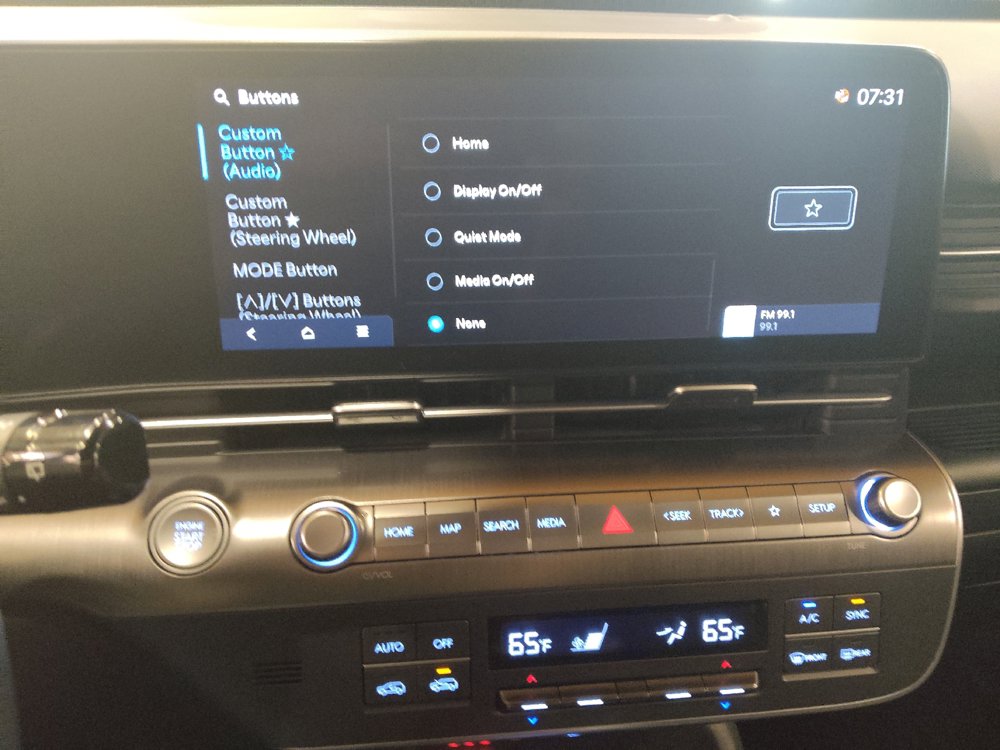 Used 2025 Hyundai Kona SEL FWD image 25