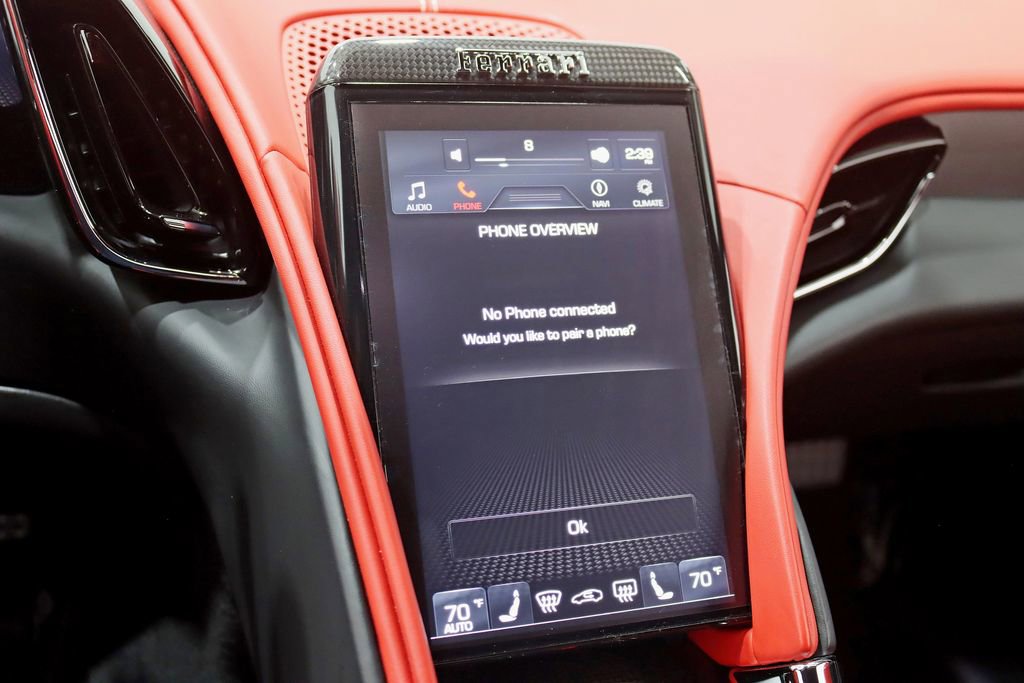 Used 2022 Ferrari Roma RWD image 30