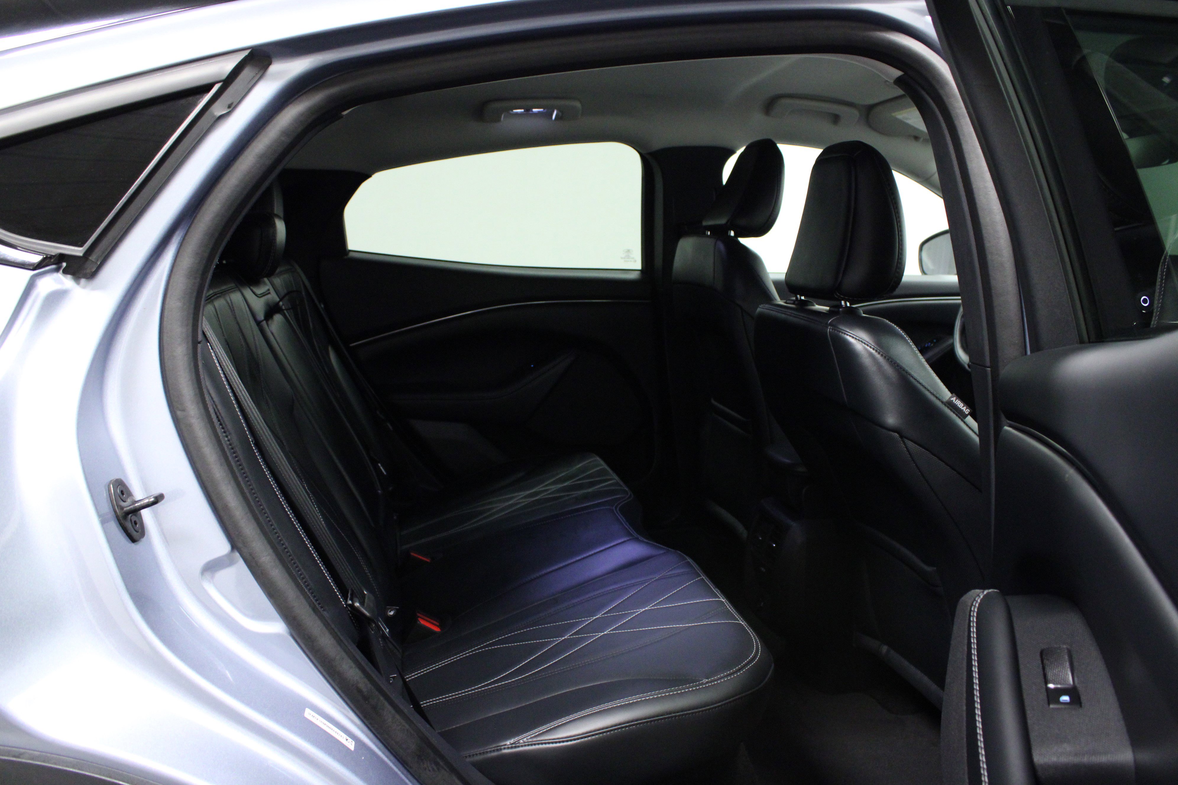 Used 2022 Ford Mustang Mach-E Select image 15