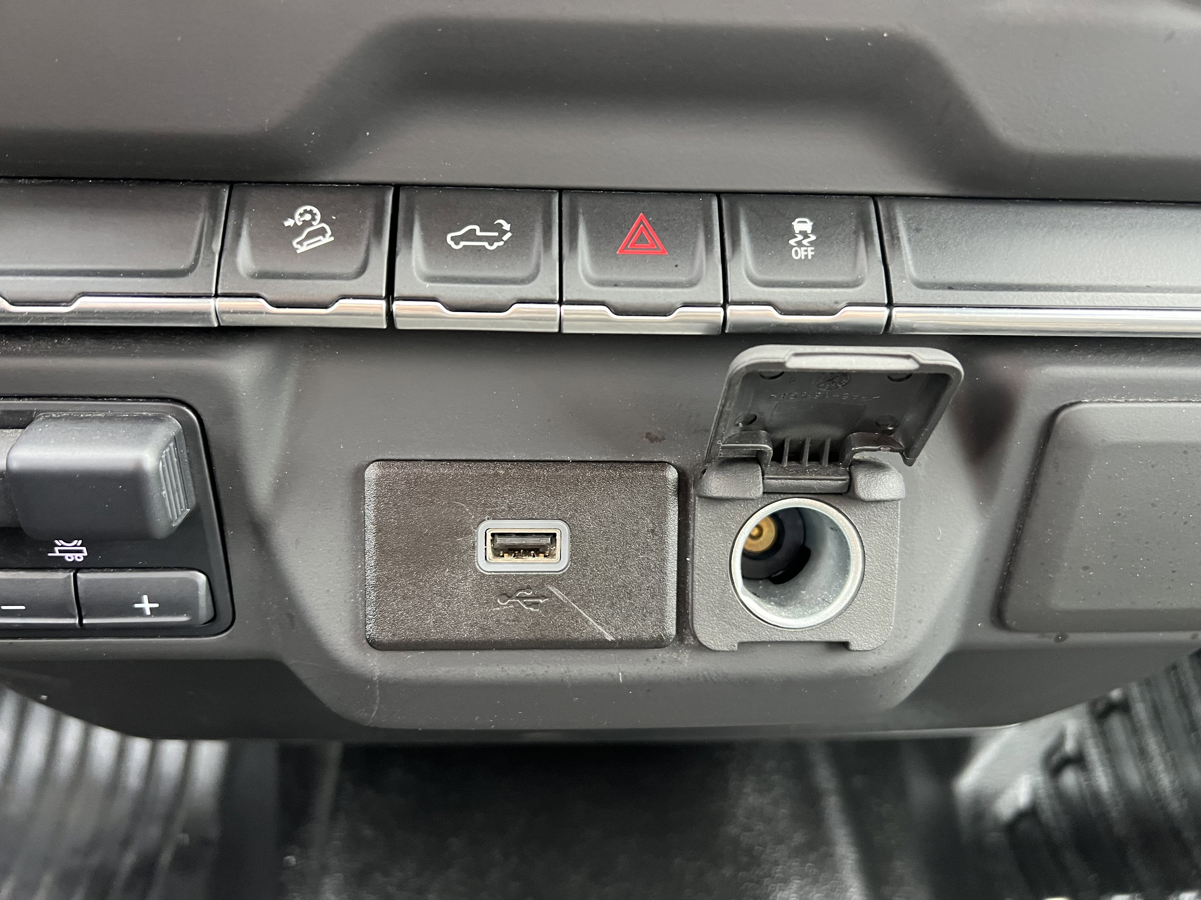 Certified 2020 Chevrolet Silverado 3500 W/T w/ WT Convenience Package image 23