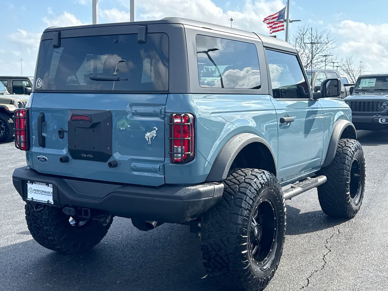 Used 2023 Ford Bronco Black Diamond image 3