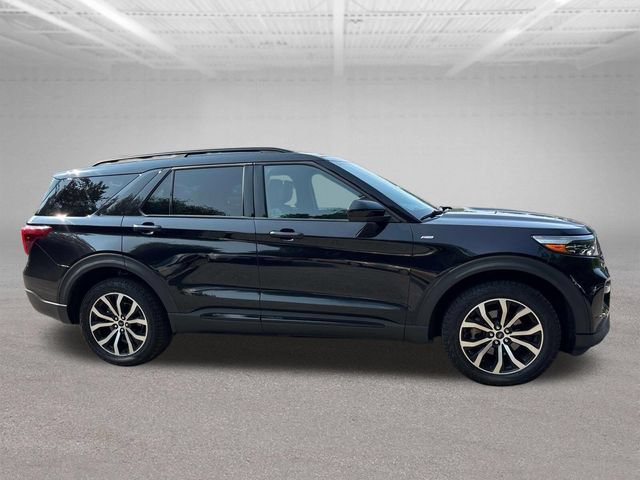 Used 2022 Ford Explorer ST-Line w/ Class IV Trailer Tow Package AWD/4WD image 5