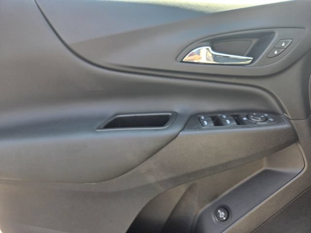 Used 2021 Chevrolet Equinox LT FWD image 19