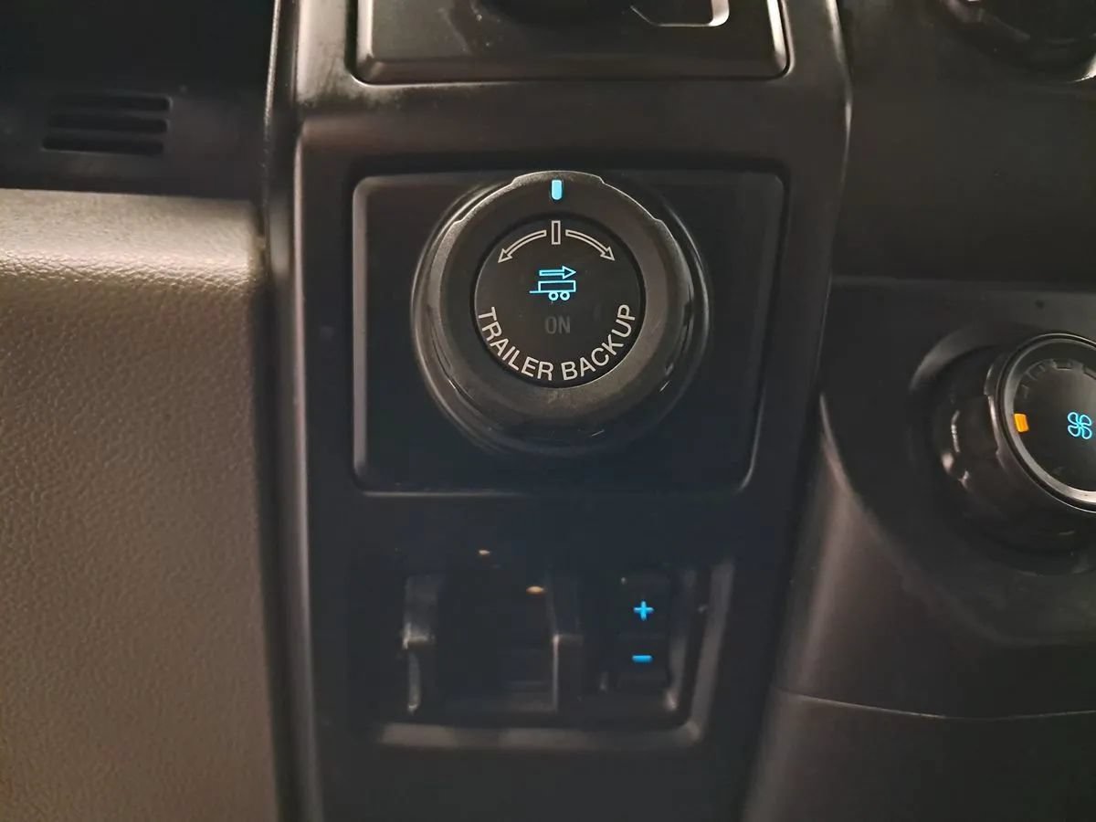 Used 2019 Ford F150 XL w/ Equipment Group 101A Mid RWD image 23