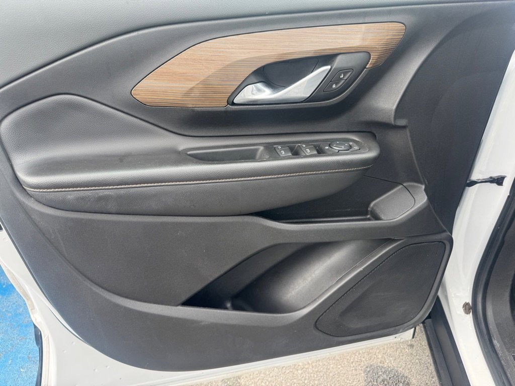 Used 2018 GMC Terrain SLE image 9