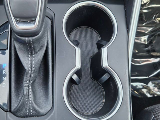 Used 2024 Toyota Highlander LE image 23