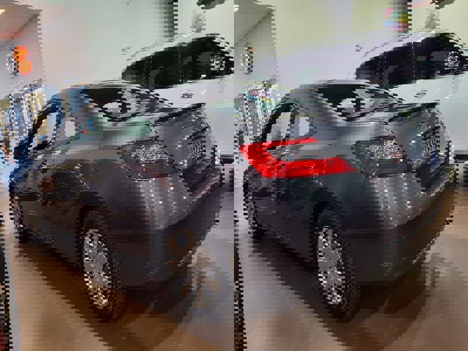 Used 2011 Honda Civic LX image 4