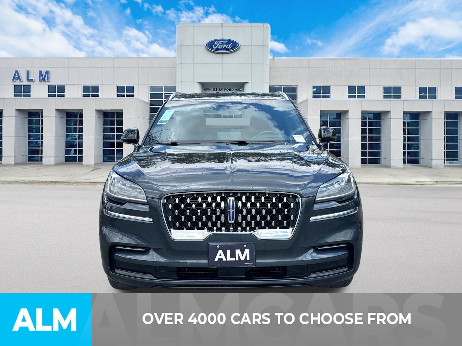 Used 2023 Lincoln Aviator Grand Touring w/ Equipment Group 301A image 2