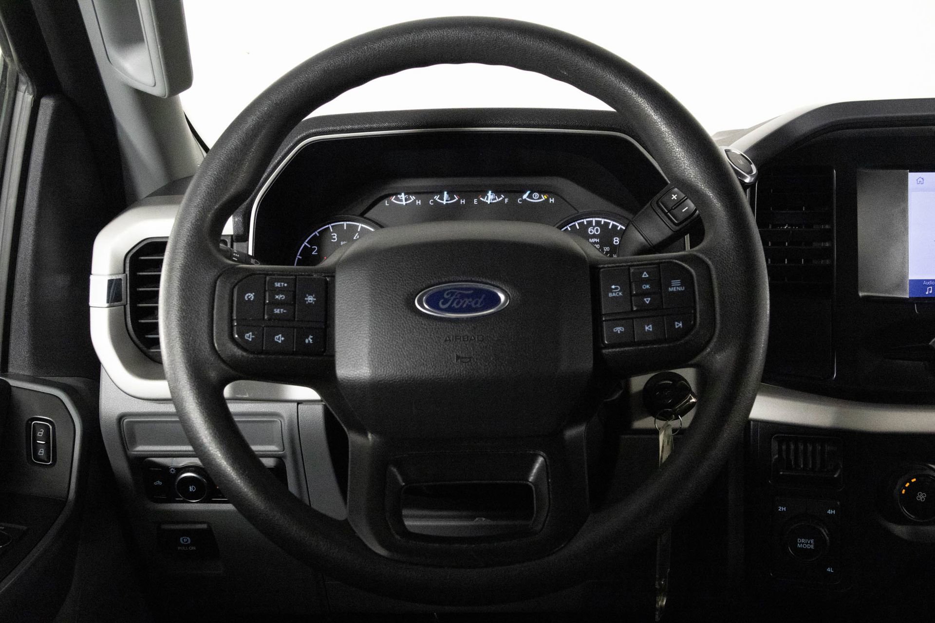 Used 2023 Ford F150 XLT image 28