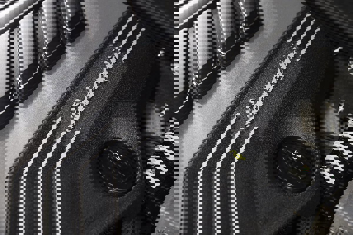 Used 2021 Lamborghini Urus image 34