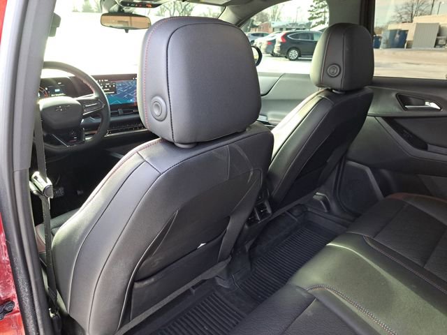 Used 2025 Chevrolet Equinox RS w/ Convenience Package III image 21