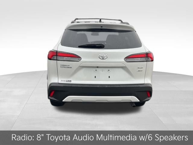 Used 2025 Toyota Corolla Cross XLE image 6