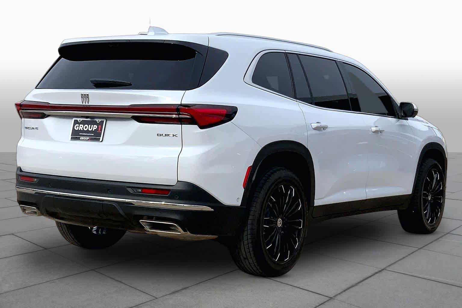 Used 2026 Buick Enclave Preferred w/ Super Cruise Package FWD image 12
