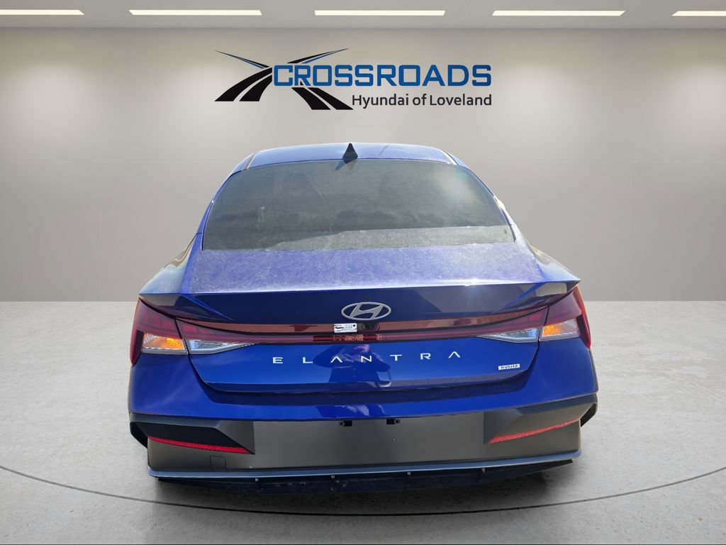 New 2026 Hyundai Elantra Limited FWD image 4