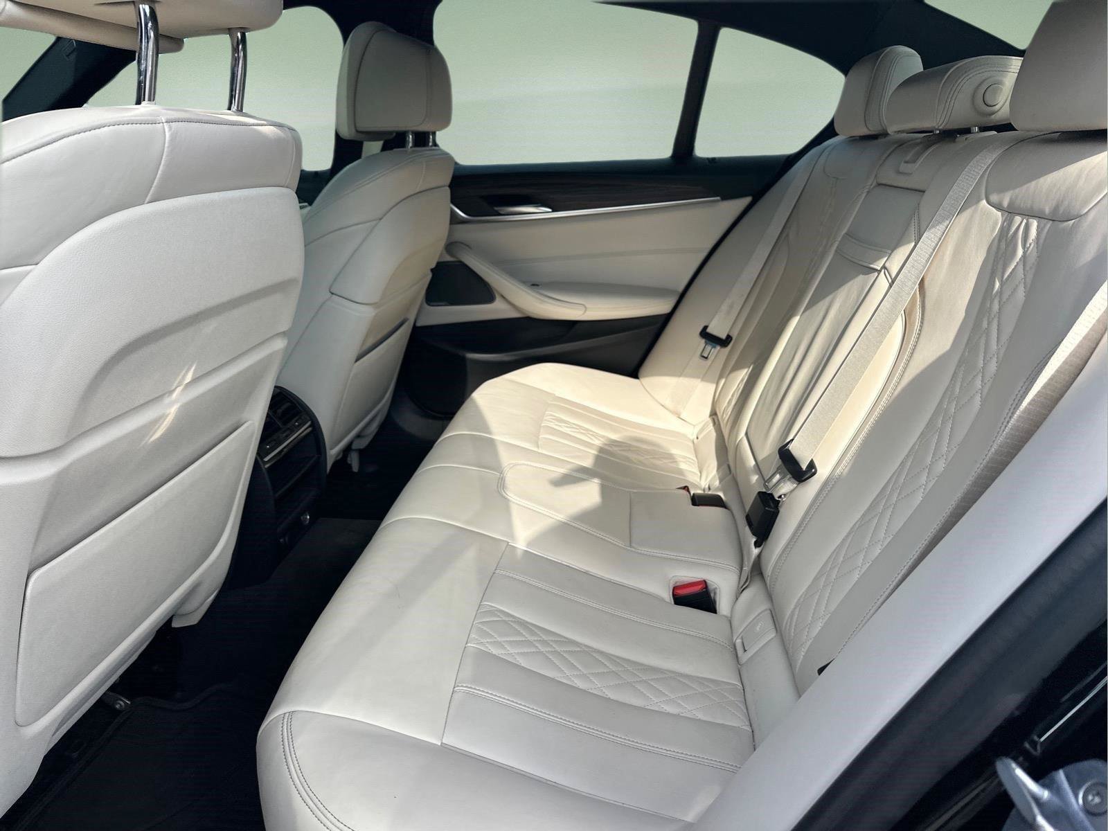 Used 2019 BMW 540i RWD image 16