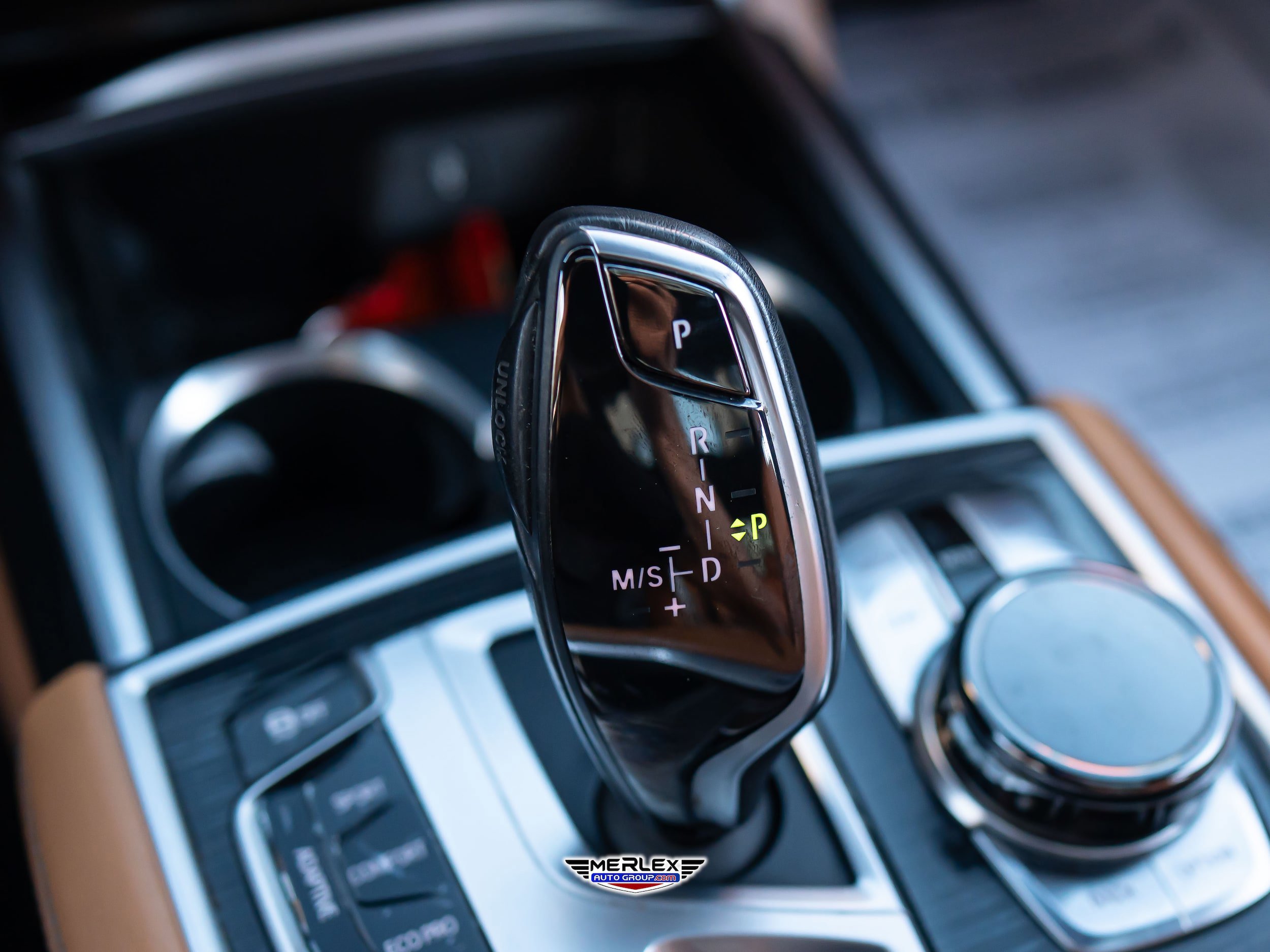 Used 2018 BMW 750i RWD image 37