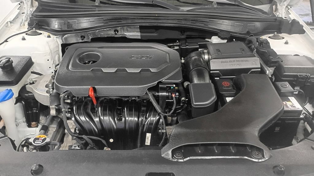 Used 2020 Kia Optima SE FWD image 10