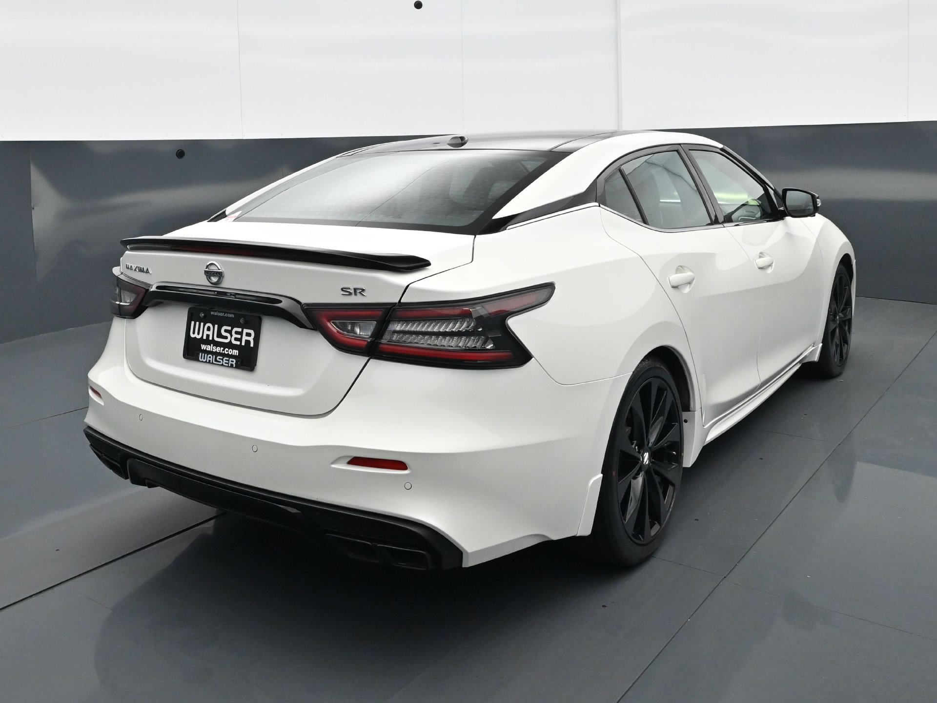 Used 2021 Nissan Maxima SR FWD image 6