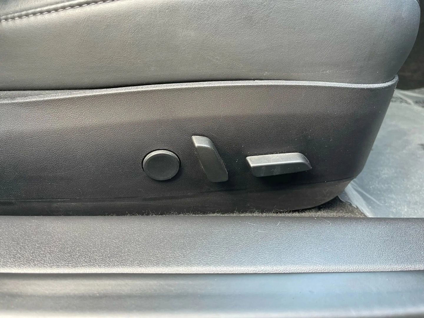 Used 2019 Tesla Model 3 Standard Range Plus image 35