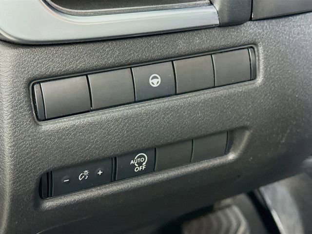 Used 2023 Nissan Rogue SV AWD/4WD image 13