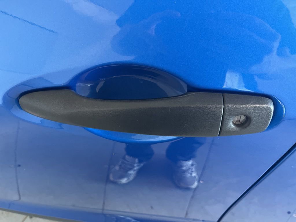 Used 2021 Nissan Kicks S image 38