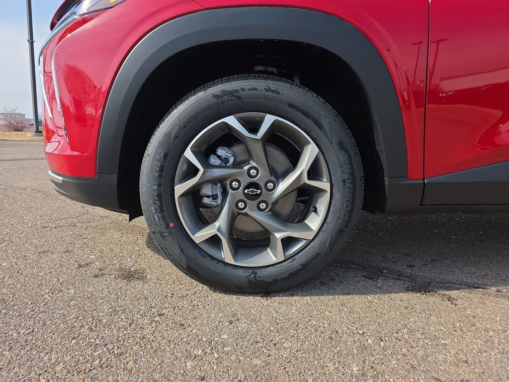 New 2026 Chevrolet Trax LT w/ Driver Confidence Package image 27