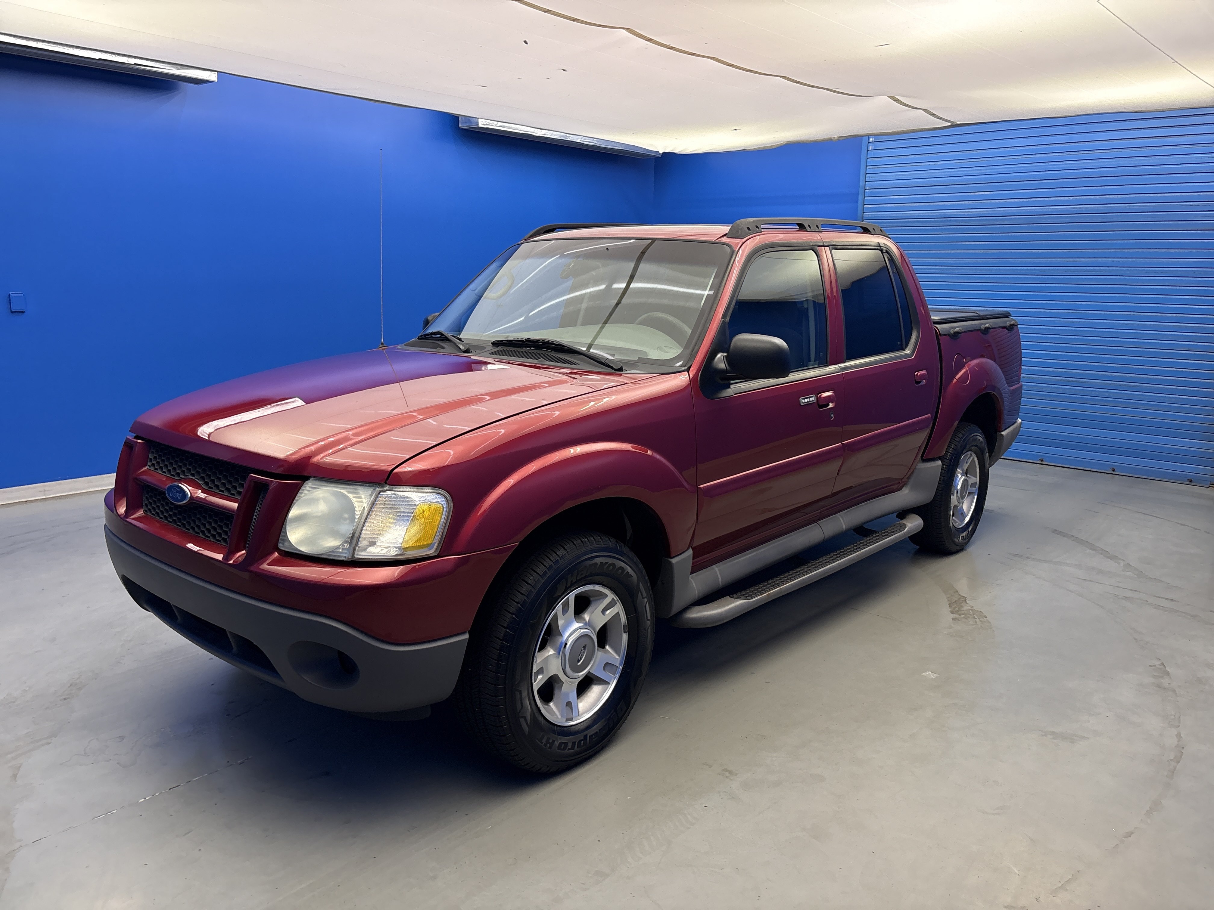 Used 2003 Ford Explorer Sport Trac XLS RWD image 4