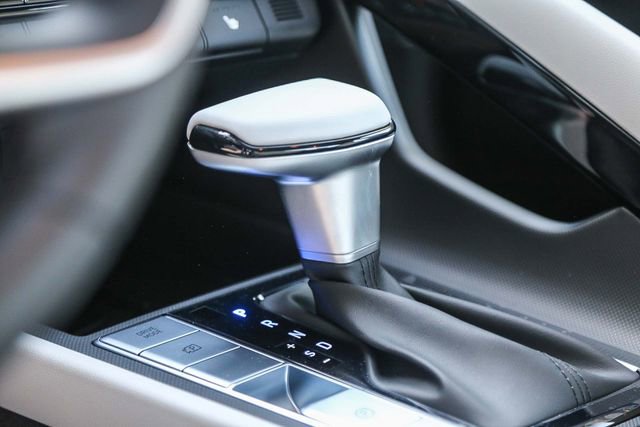 New 2026 Hyundai Elantra Limited FWD image 26