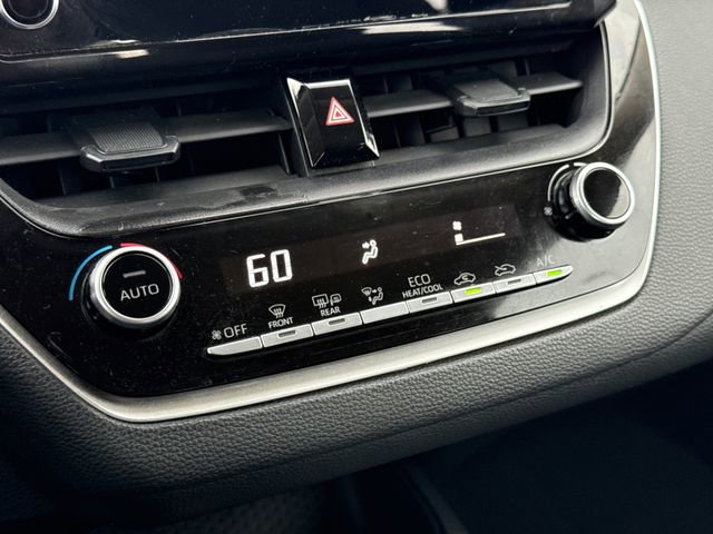 Used 2020 Toyota Corolla LE image 24