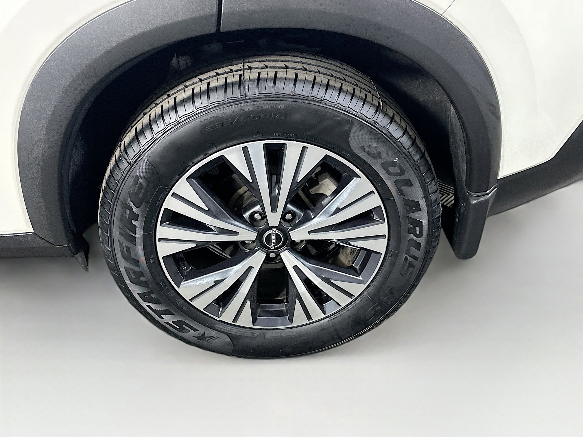 Used 2023 Nissan Rogue SV image 11