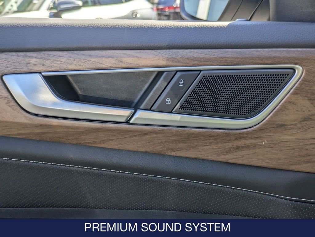 New 2026 Volkswagen Atlas SE image 13