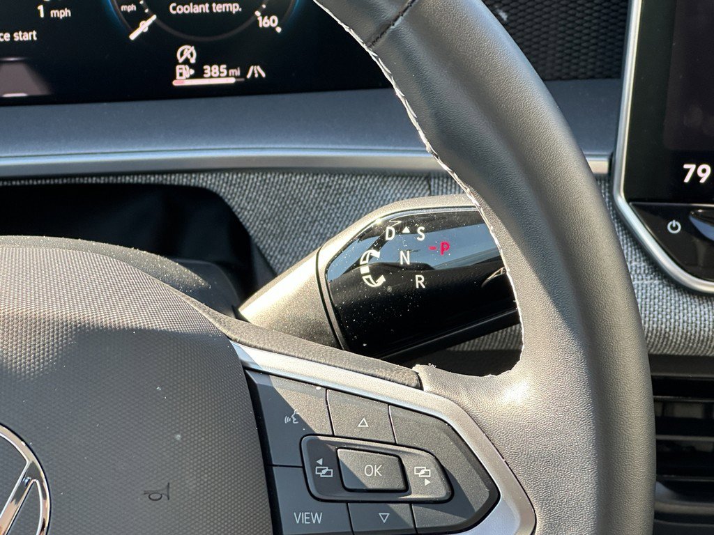 Used 2025 Volkswagen Tiguan S image 15