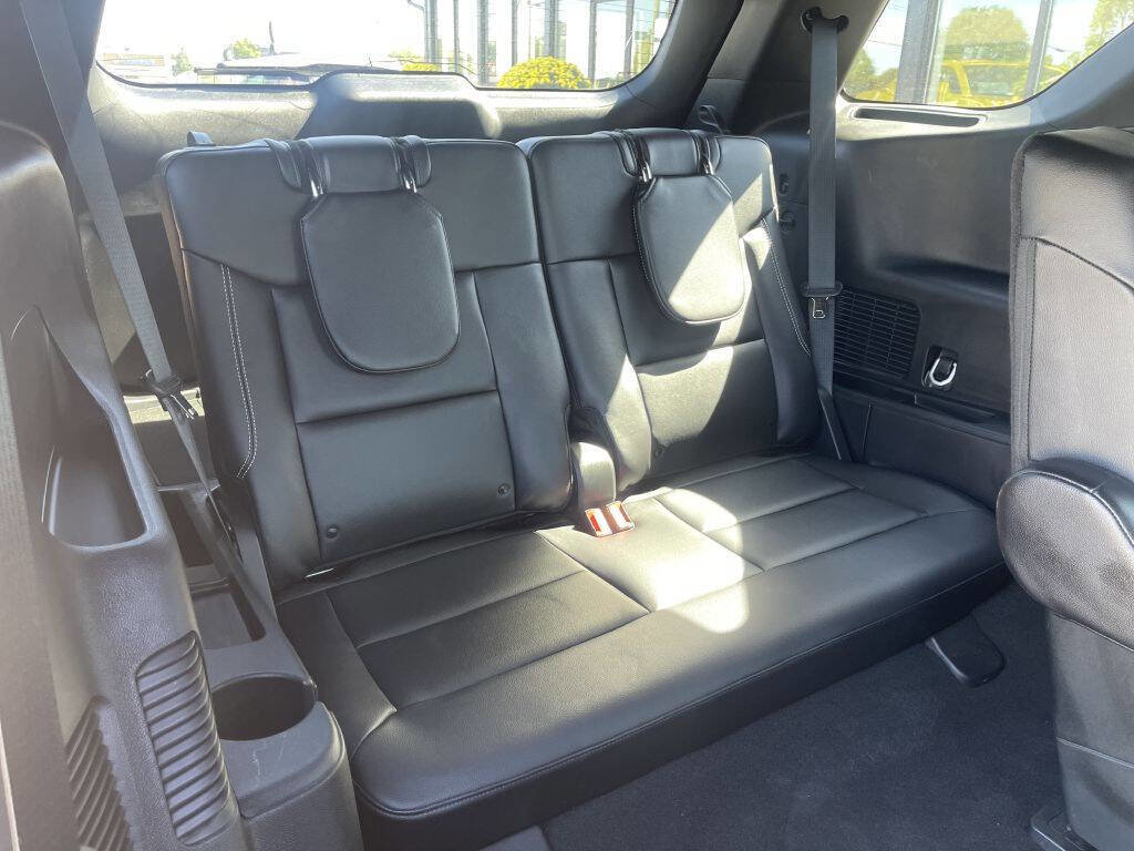 Used 2023 Ford Explorer ST w/ ST Street Pack AWD/4WD image 11