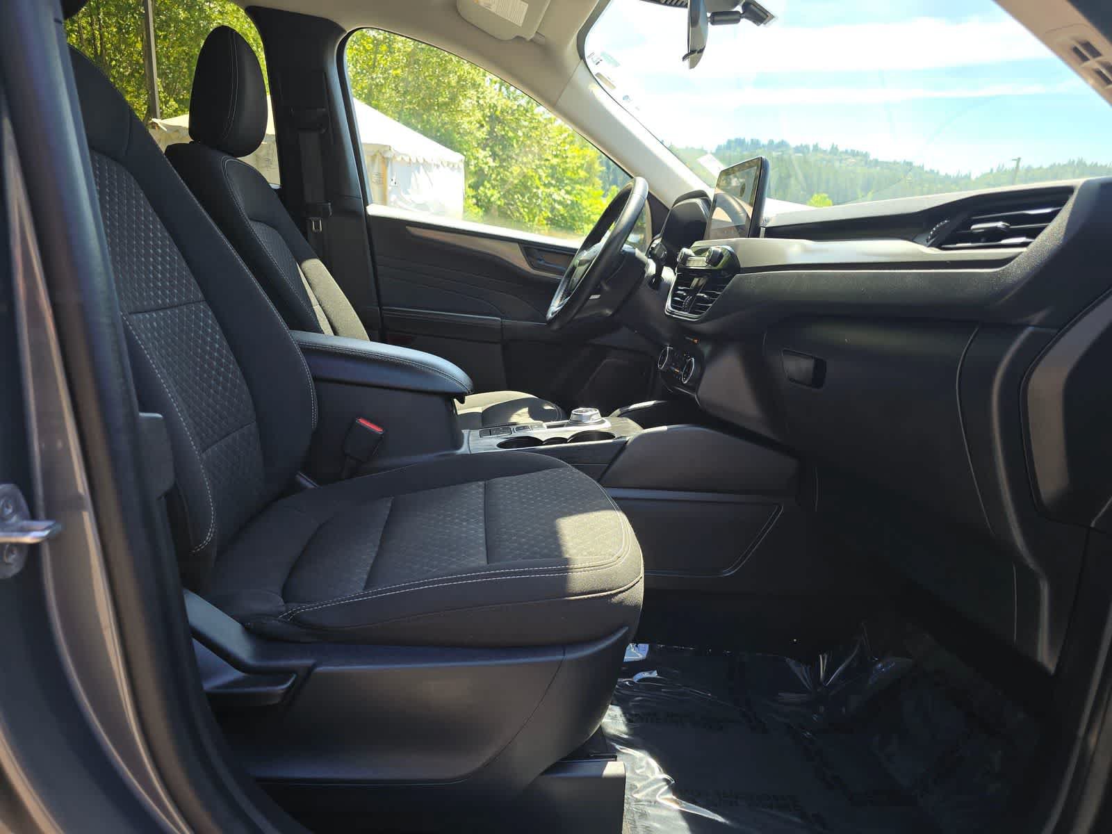 Used 2024 Ford Escape Active AWD/4WD image 15