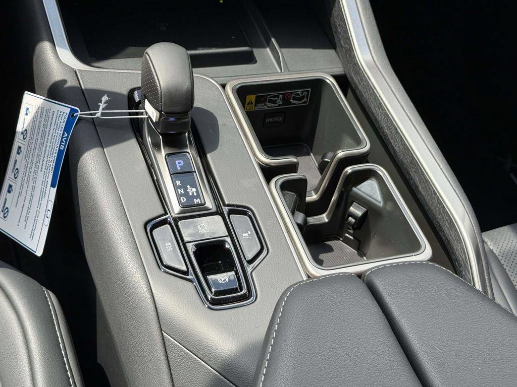 New 2026 Lexus TX 500h AWD image 15
