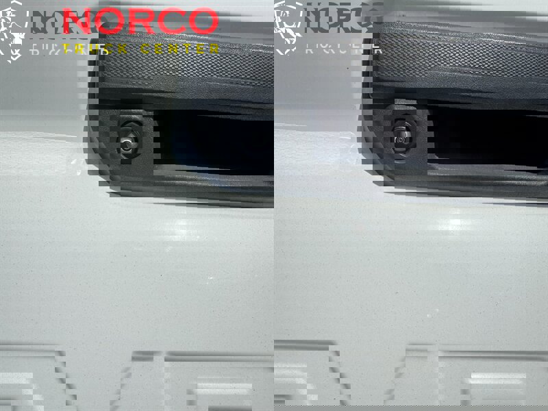 Used 2023 Chevrolet Colorado W/T image 10