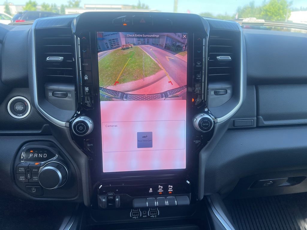 New 2026 RAM 1500 4x4 Crew Cab image 37