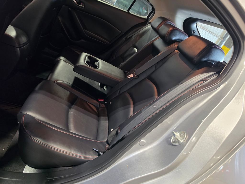 Used 2015 MAZDA MAZDA3 i Grand Touring FWD image 7