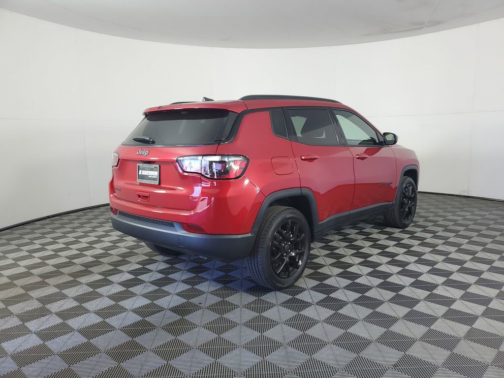 New 2026 Jeep Compass Latitude image 4