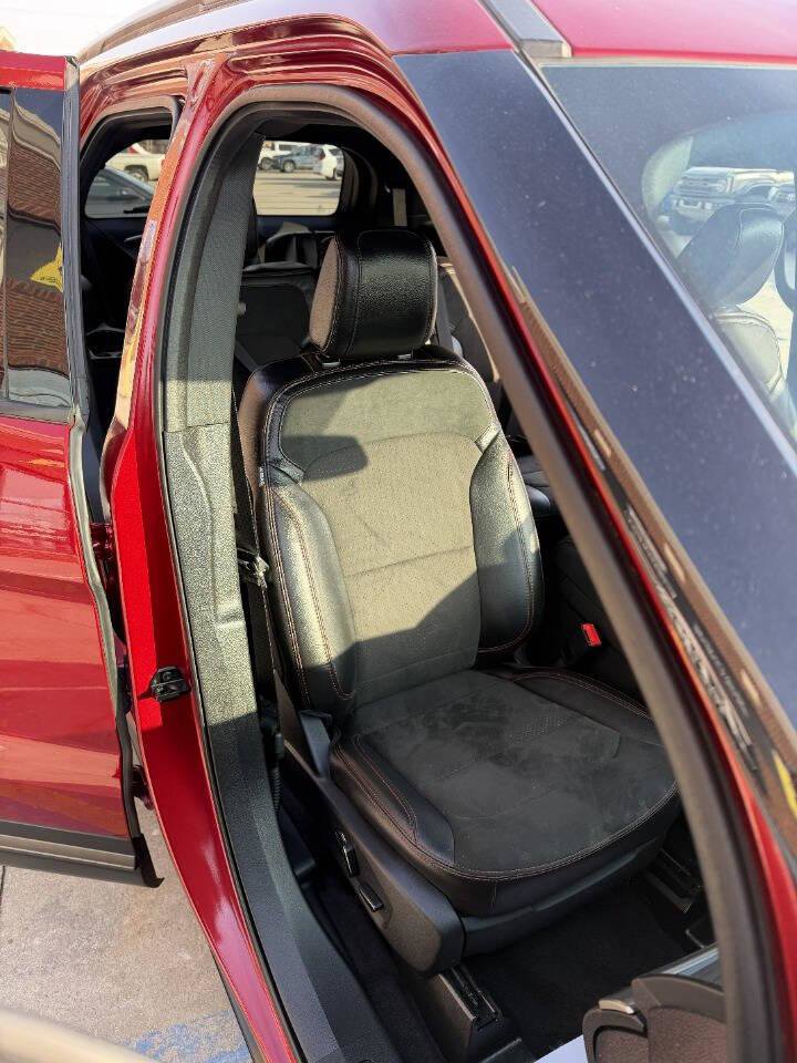 Used 2018 Ford Explorer XLT w/ Equipment Group 202A image 21