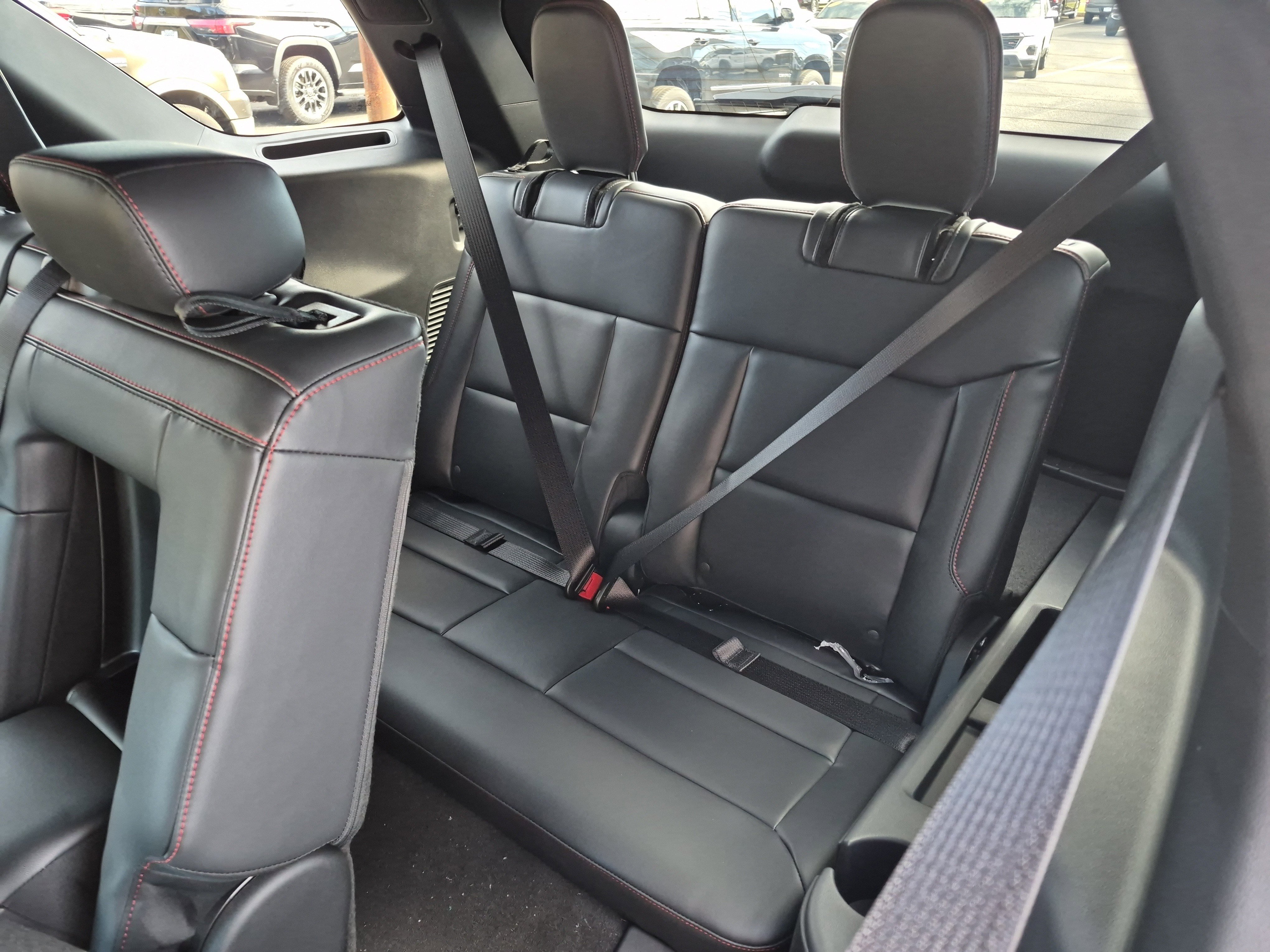 New 2026 Ford Explorer ST-Line image 18