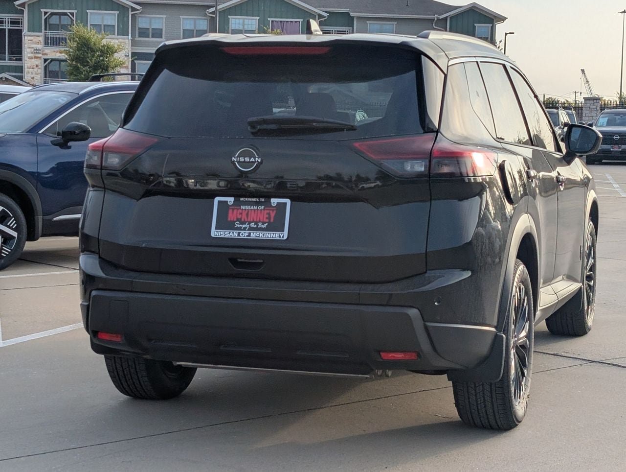 New 2026 Nissan Rogue Dark Armor FWD image 4