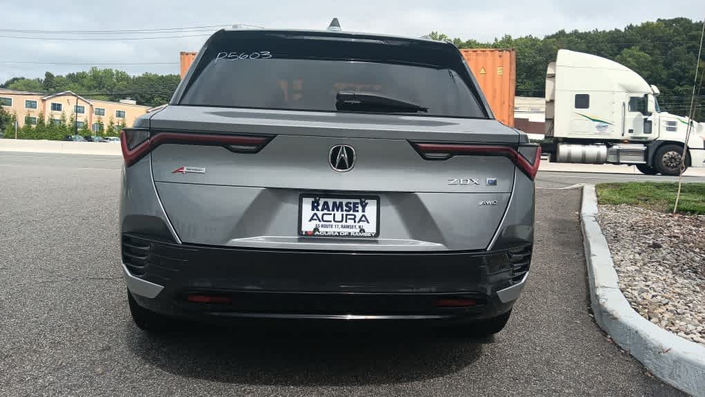 Used 2024 Acura ZDX A-Spec AWD/4WD image 4